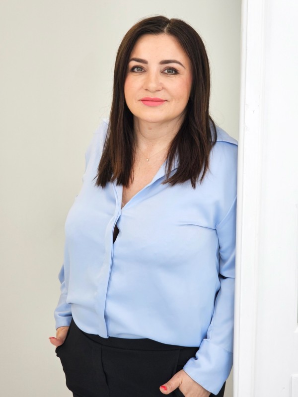 Horváth-Cserna Mónika